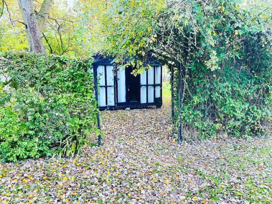 Stunning Barn Conversion Ideal For Large Families Bildeston Extérieur photo