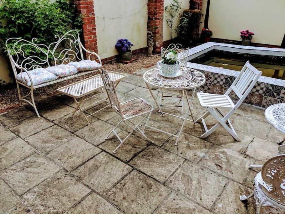 Stunning Barn Conversion Ideal For Large Families Bildeston Extérieur photo