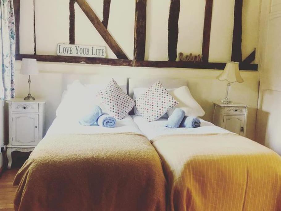 Stunning Barn Conversion Ideal For Large Families Bildeston Extérieur photo